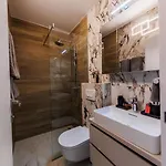 Moonlight Luxury With Private Pool And Parking