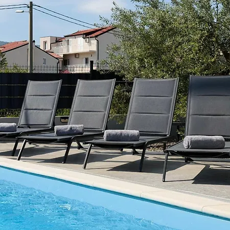 Moonlight Luxury With Private Pool And Parking * Kaštela