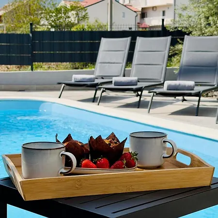 Moonlight Luxury With Private Pool And Parking *