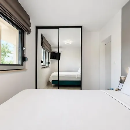 Moonlight Luxury With Private Pool And Parking * Kaštela