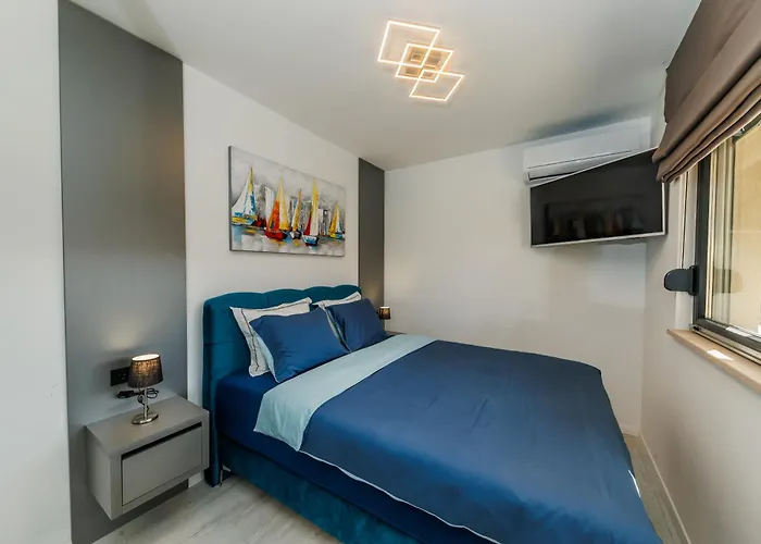 Moonlight Luxury With Private Pool * Kaštela