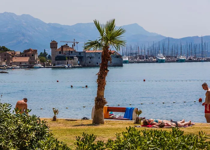 Moonlight Luxury With Private Pool * Kaštela