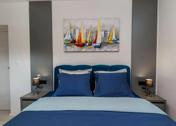 Moonlight Luxury With Private Pool 아파트